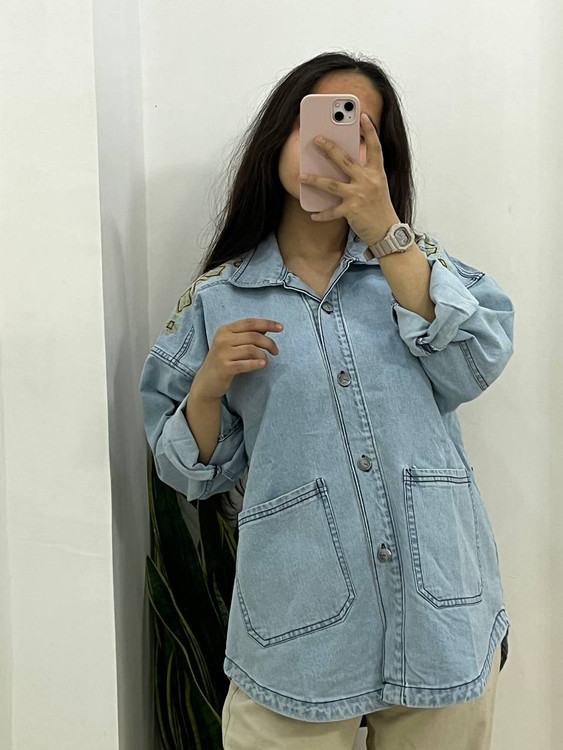 شومیز جین گلدوزی آبی یخی